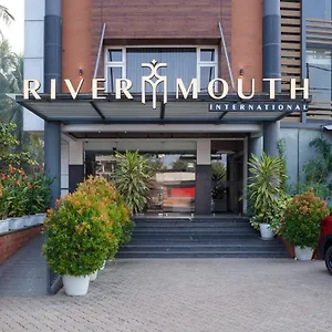 Nexstay River Mouth International Hotel