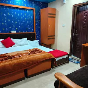 H M International Hotel Varanasi